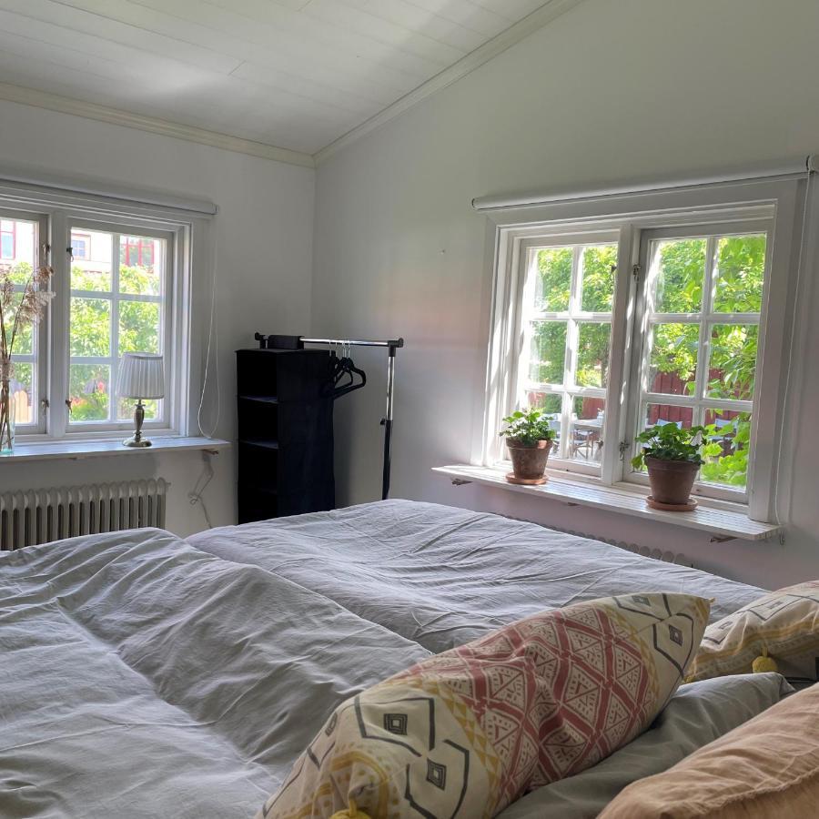 Charmigt Boende Med Perfekt Laege I Gamla Stan Фалькенберг Экстерьер фото